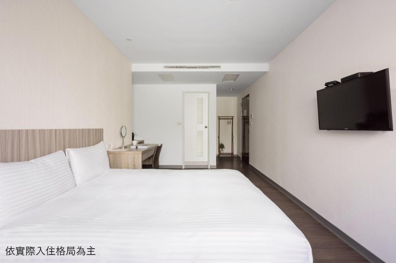 Hotel Brown - Chihkan Branch Tainan Extérieur photo